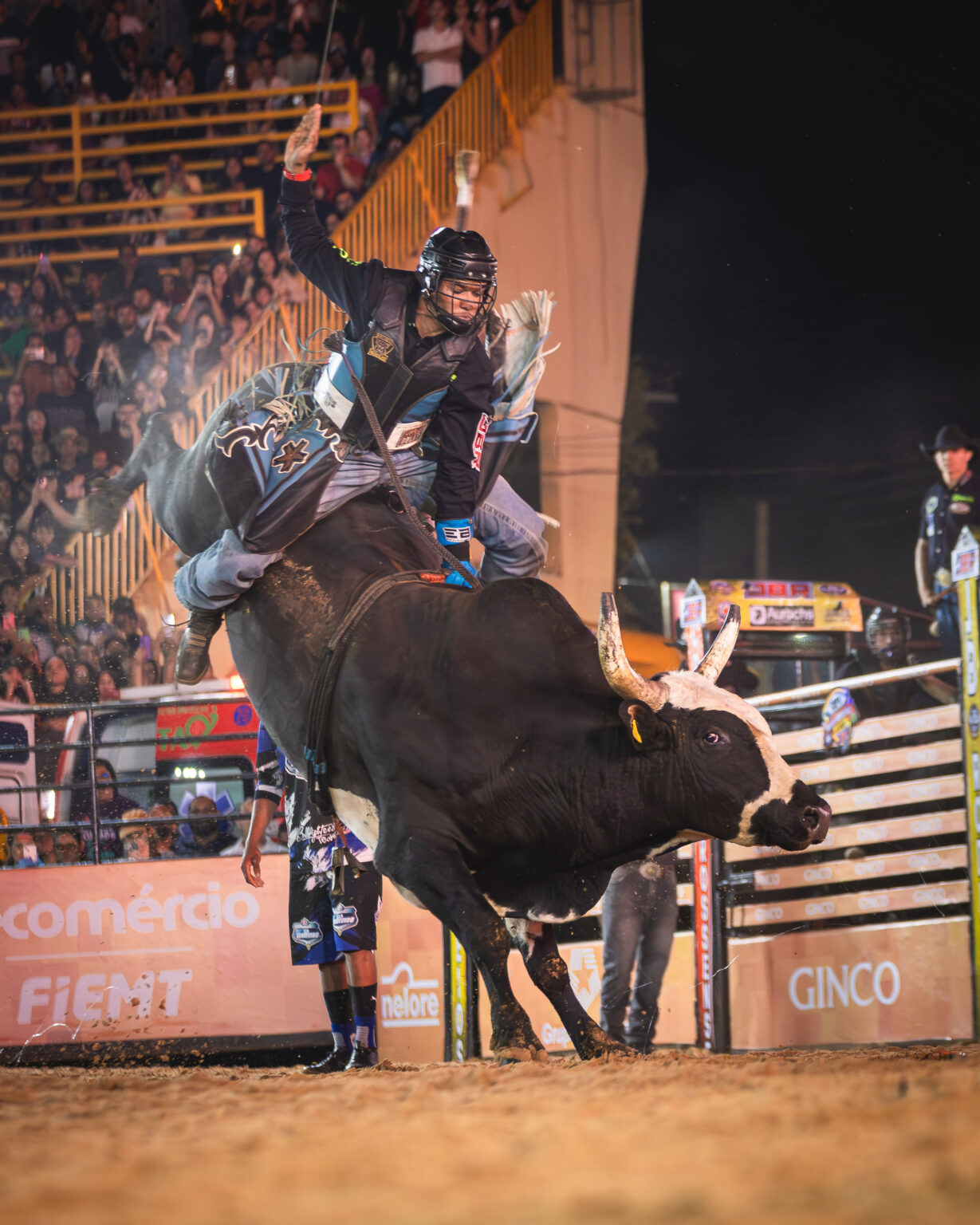 Rodeio na Expoagro começa com montaria em carneiros e premiação ...